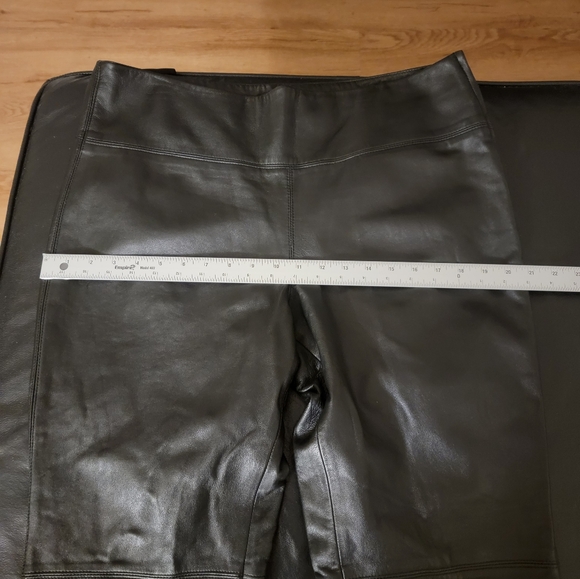 Express Vintage Genuine Leather Black Ladies Pants Size 13/14 PRE-OWNED - Picture 13 of 16